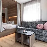 Bergmadl Διαμέρισμα Neustift im Stubaital