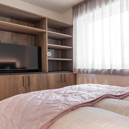 Bergmadl Neustift im Stubaital