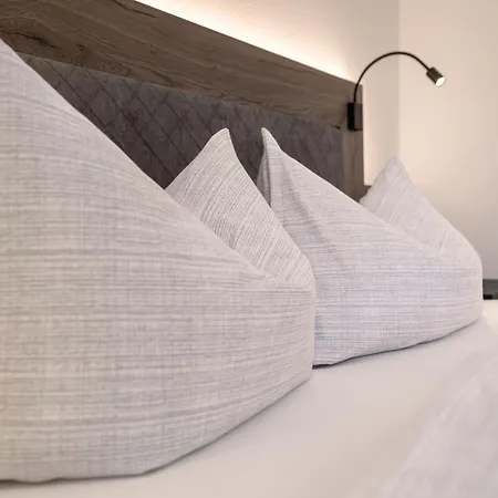 Bergmadl * Neustift im Stubaital