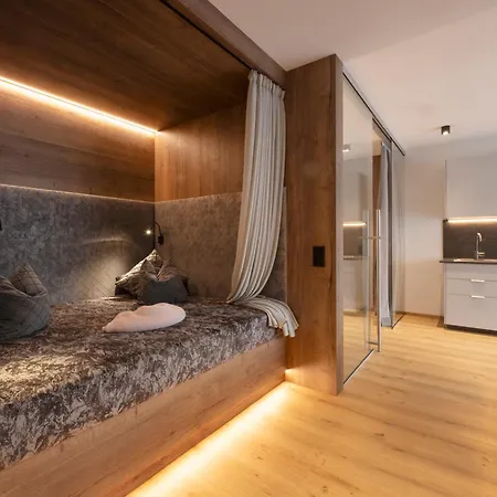 Bergmadl * Neustift im Stubaital