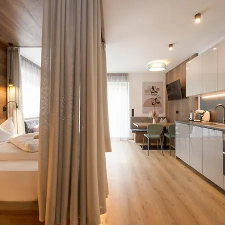 Bergmadl * Neustift im Stubaital